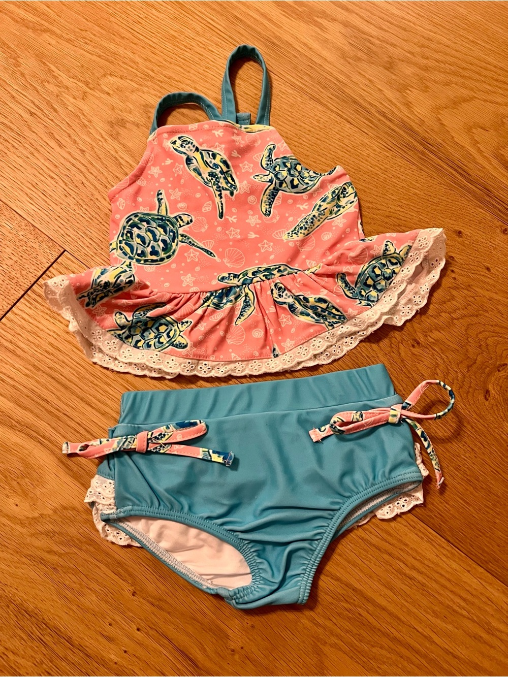 Girls Two-Piece Turtle Print Swim Set in Coral & Aqua